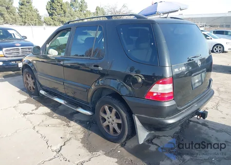 2000 Mercedes-Benz Ml 430 z USA, uszkodzony, nr VIN 4JGAB72E8YA195850